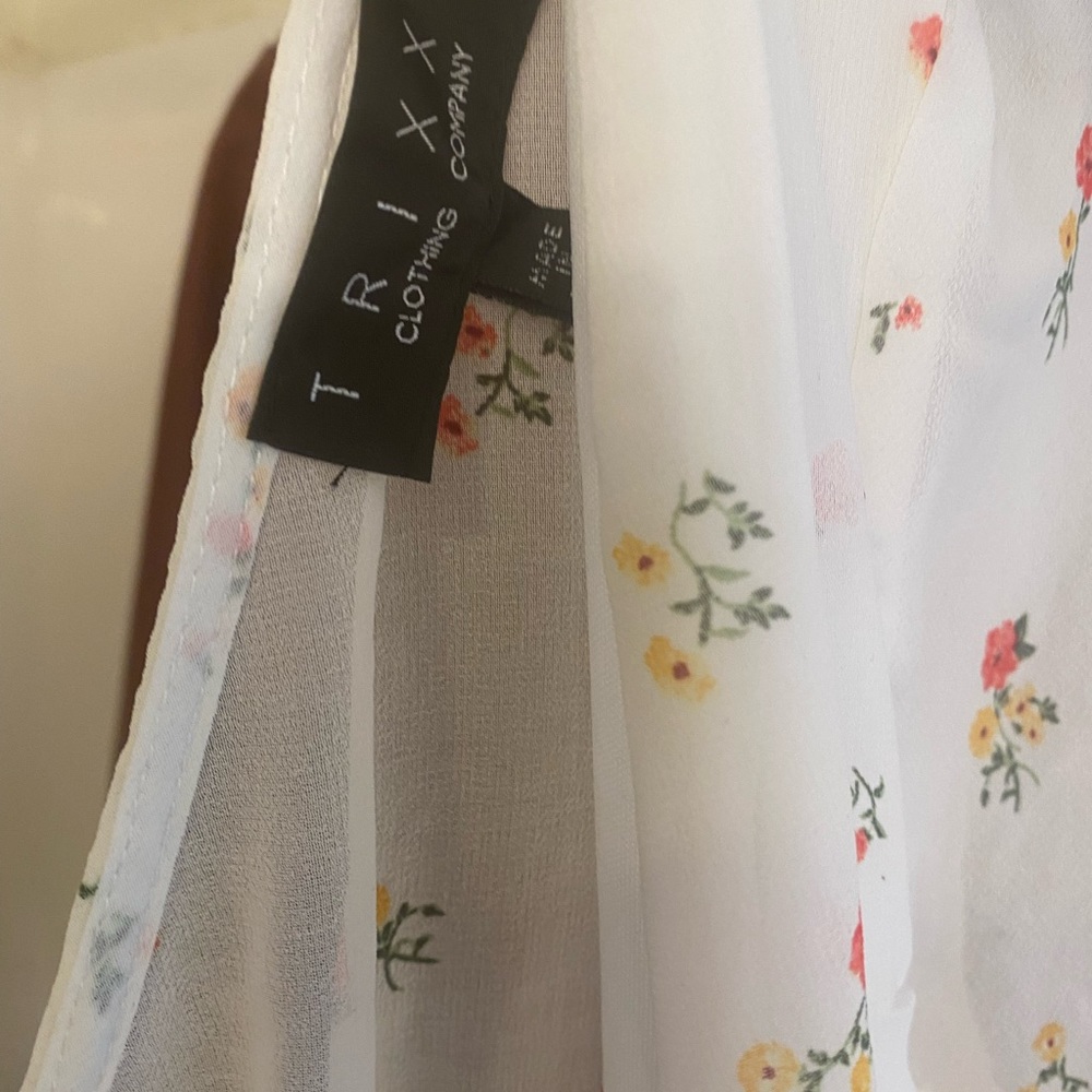 NEW NEVER WORN WITH TAGS
